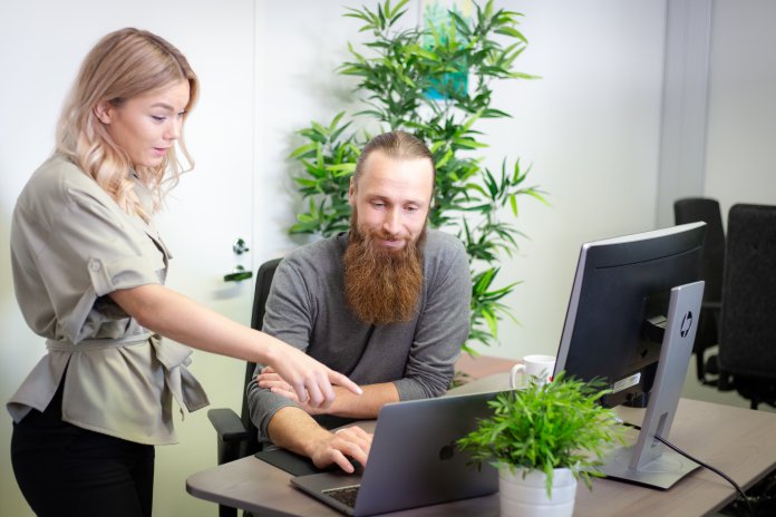 Lianan asiantuntijat, joilta onnistuu liidien generointi, liidien hankinta ja liidien hoivaaminen