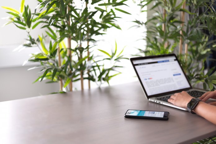 ePressi-tiedotejakelupalvelun sekä LianaMonitor-mediaseurantapalvelun käyttöliittymät